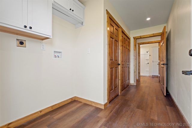 25649 S 606 Lane, Grove, OK 74344