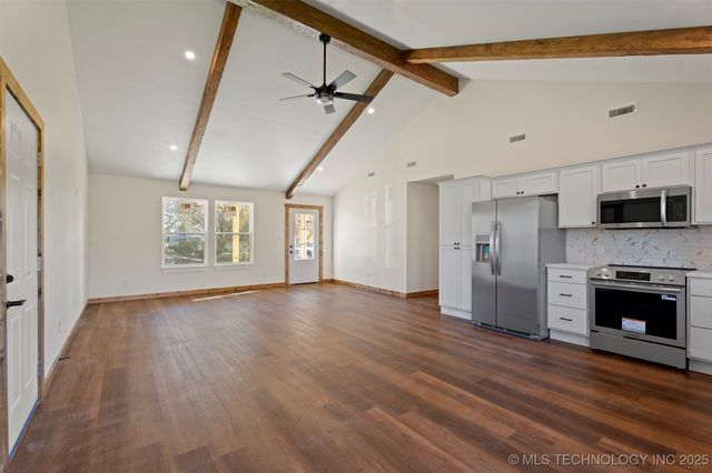 25649 S 606 Lane, Grove, OK 74344