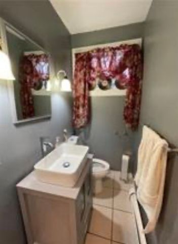 79 Barrows Street, Providence, RI 02909