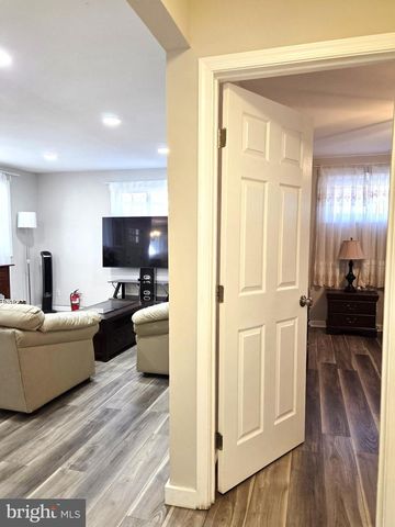 7613 WILHELM, Rosedale, MD 21237