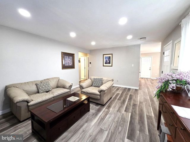 7613 WILHELM, Rosedale, MD 21237