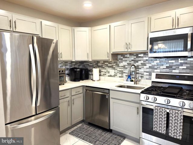 7613 WILHELM, Rosedale, MD 21237