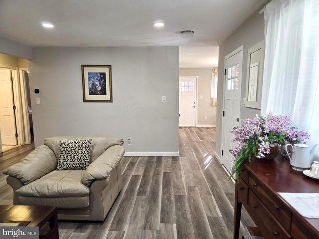 7613 WILHELM, Rosedale, MD 21237