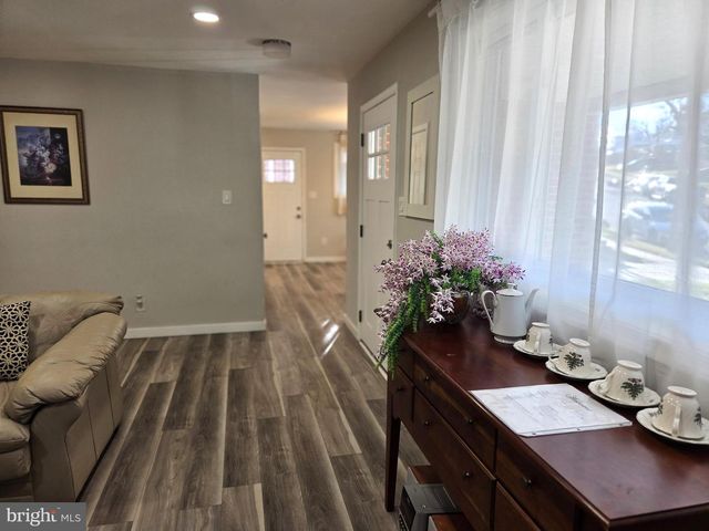 7613 WILHELM, Rosedale, MD 21237