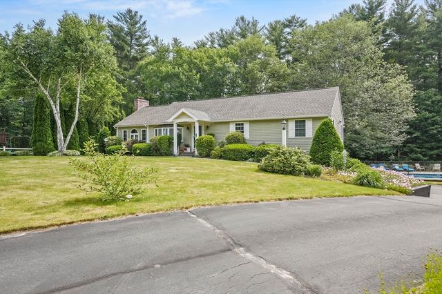 6 Lous Drive, Dudley, MA 01571