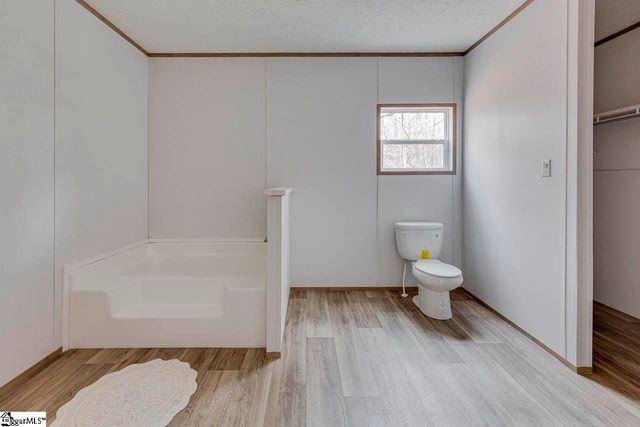 852 Black Snake Road, Easley, SC 29640