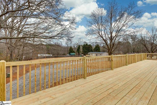 852 Black Snake Road, Easley, SC 29640