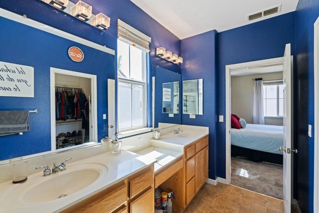 562 Ranger St, Oakdale, CA 95361