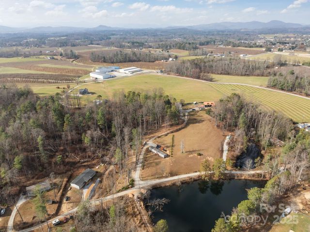 99999 Twin Lakes Drive, Flat Rock, NC 28792