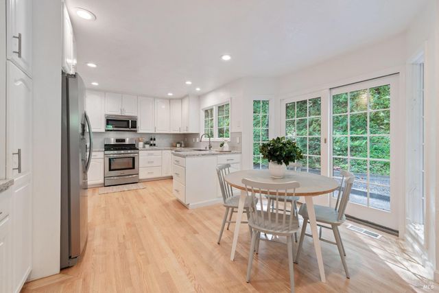 2051 Eldorado Ct, Novato, CA 94947