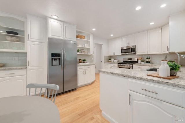 2051 Eldorado Ct, Novato, CA 94947