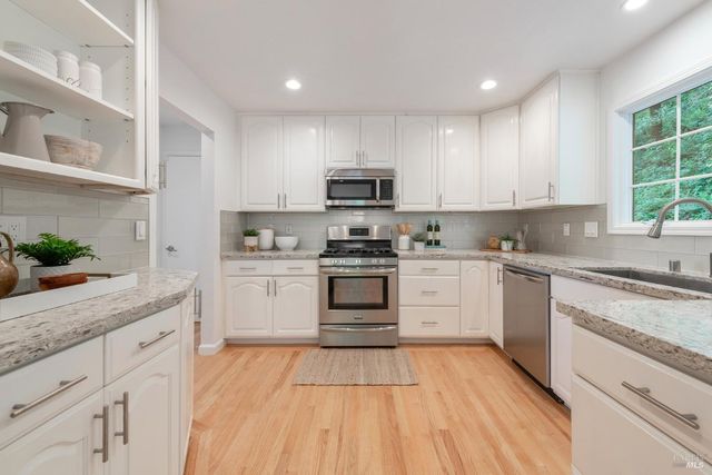 2051 Eldorado Ct, Novato, CA 94947