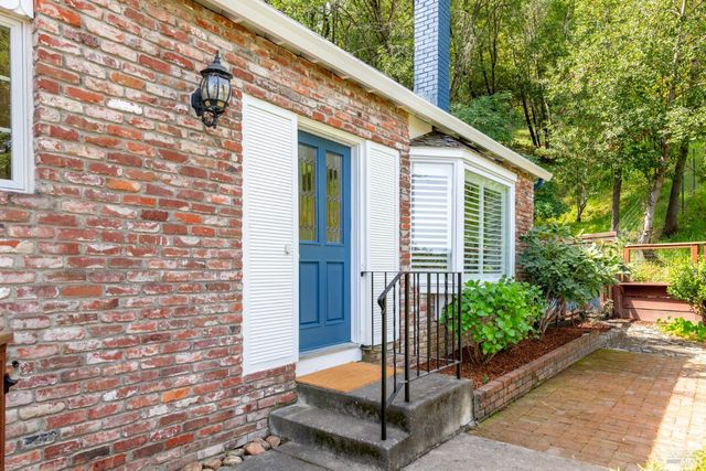 2051 Eldorado Ct, Novato, CA 94947