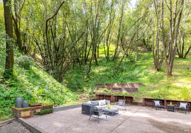 2051 Eldorado Ct, Novato, CA 94947