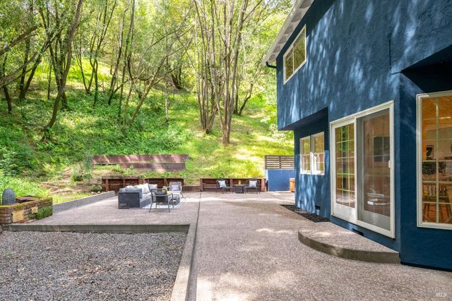 2051 Eldorado Ct, Novato, CA 94947