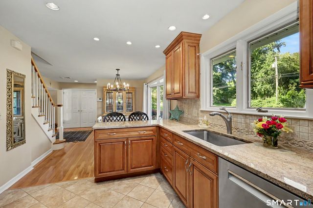 17 Huckleberry Drive South, Norwalk, CT 06850