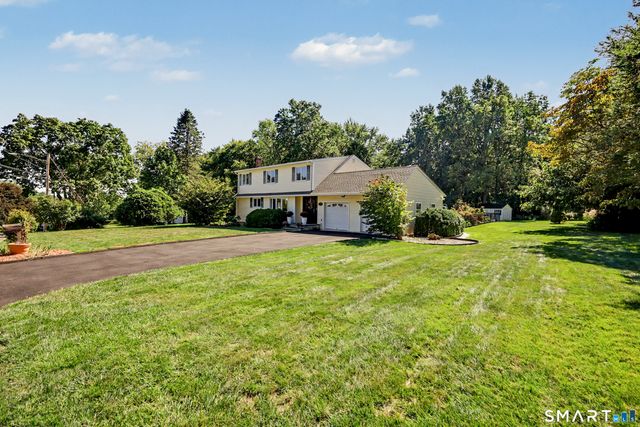17 Huckleberry Drive South, Norwalk, CT 06850