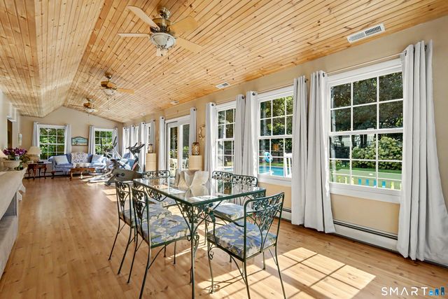 17 Huckleberry Drive South, Norwalk, CT 06850