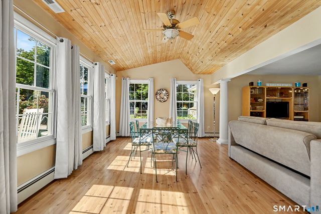 17 Huckleberry Drive South, Norwalk, CT 06850