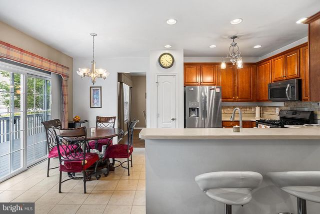 67 SENECA LN, Bordentown, NJ 08505