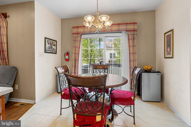 67 SENECA LN, Bordentown, NJ 08505