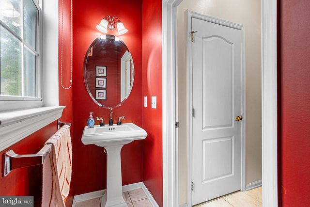 67 SENECA LN, Bordentown, NJ 08505