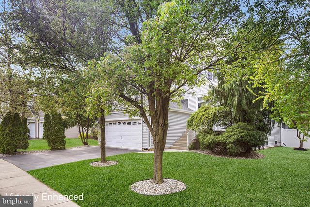 67 SENECA LN, Bordentown, NJ 08505