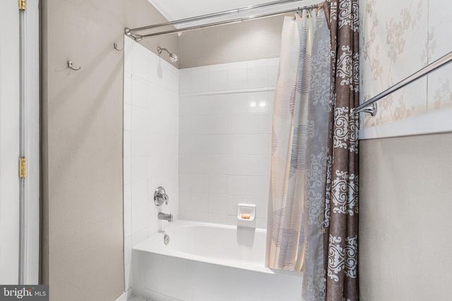 67 SENECA LN, Bordentown, NJ 08505