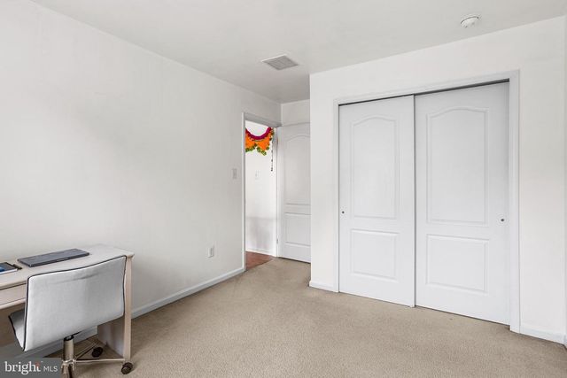 67 SENECA LN, Bordentown, NJ 08505