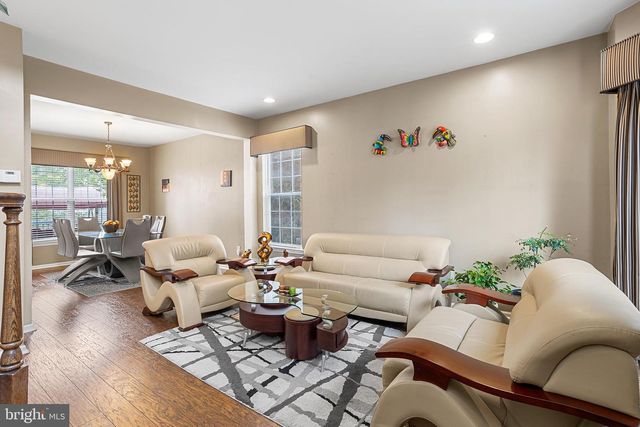 67 SENECA LN, Bordentown, NJ 08505