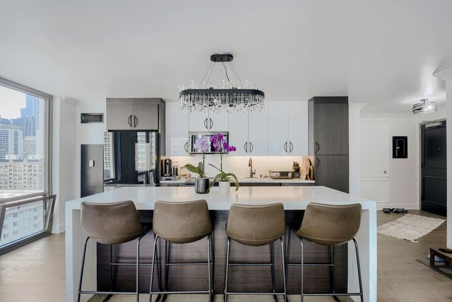 2 E Erie Street 1511, Chicago, IL 60611