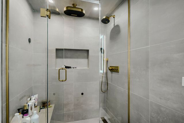 2 E Erie Street 1511, Chicago, IL 60611