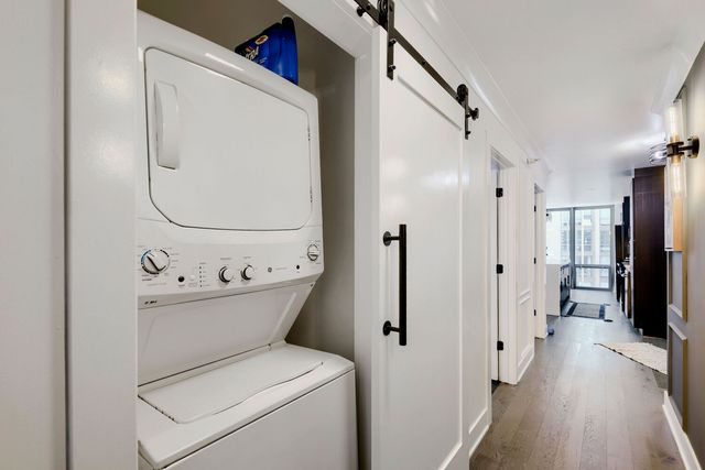 2 E Erie Street 1511, Chicago, IL 60611