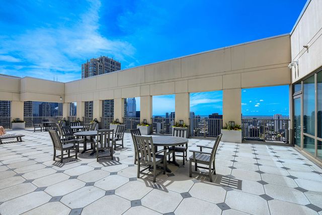 2 E Erie Street 1511, Chicago, IL 60611