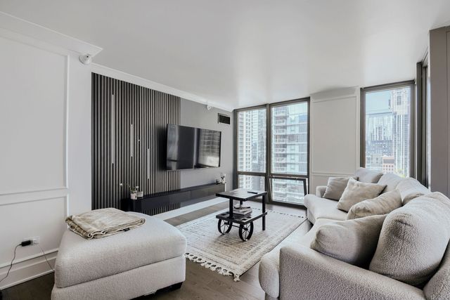 2 E Erie Street 1511, Chicago, IL 60611