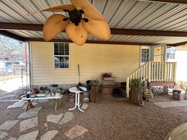 115 Mohican Trail, Mabank, TX 75156