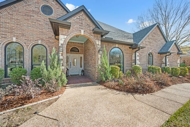 1604 Lost Lake Drive, Keller, TX 76248