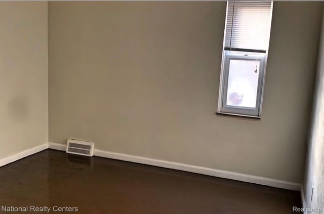 8227 Coyle Street, Detroit, MI 48228