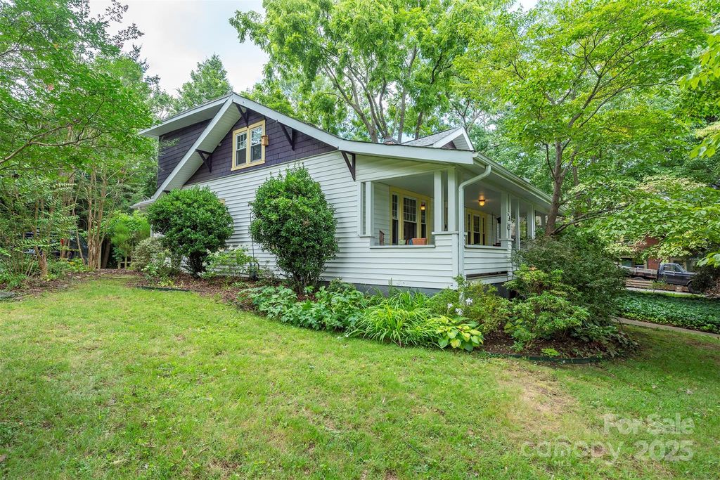 20 Vandalia Avenue, Asheville, NC 28806