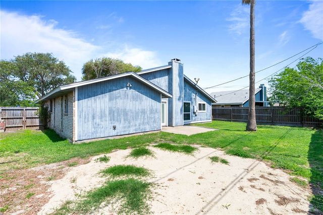 1620 Memorial Pkwy, Portland, TX 78374
