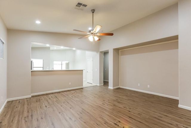 7110 W Superior Avenue, Phoenix, AZ 85043
