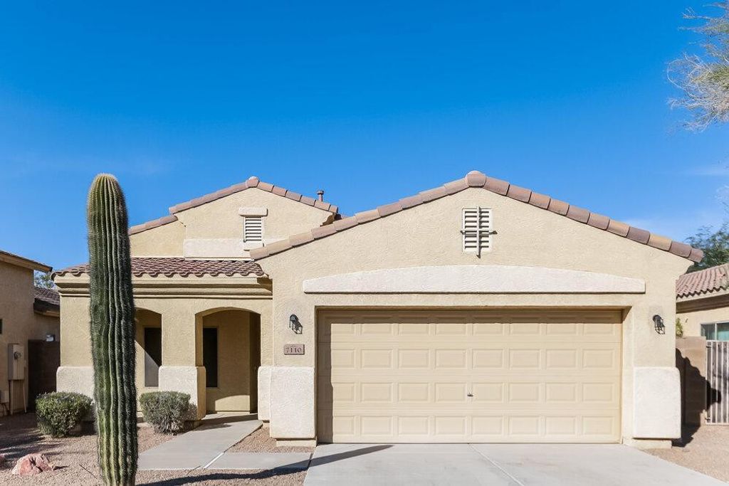 7110 W Superior Avenue, Phoenix, AZ 85043