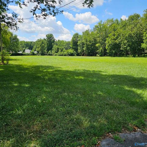 110 Oakwood Meadows Drive, Madison, AL 35757