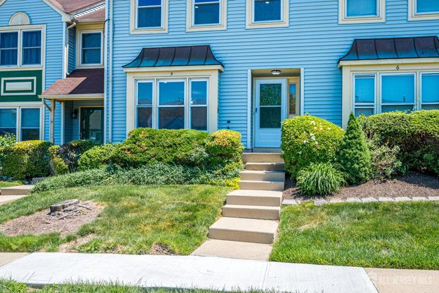 5 Heritage Square, Sayreville, NJ 08872