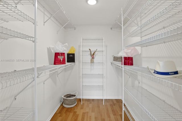 1831 Sabal Palm Dr 306, Davie, FL 33324