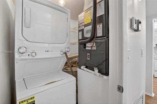 1831 Sabal Palm Dr 306, Davie, FL 33324