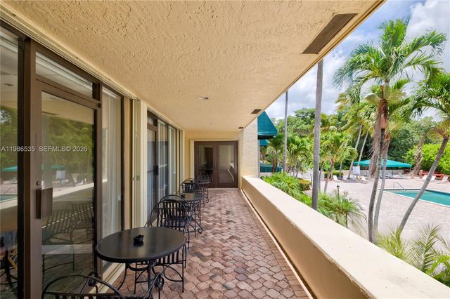 1831 Sabal Palm Dr 306, Davie, FL 33324