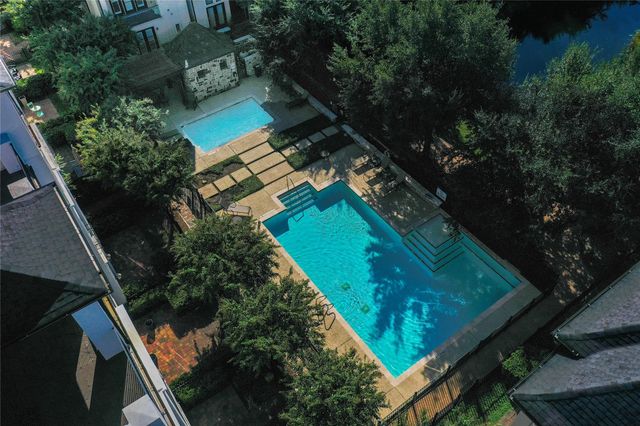 10920 Wrenwood Manor, Houston, TX 77043