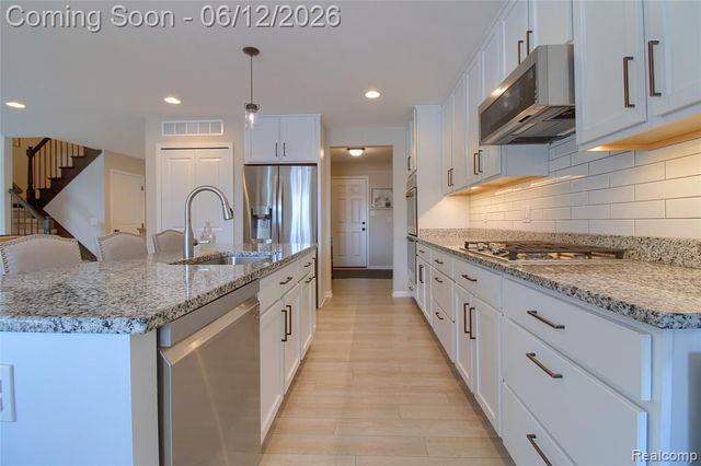 8123 Hudson Drive, Westland, MI 48185