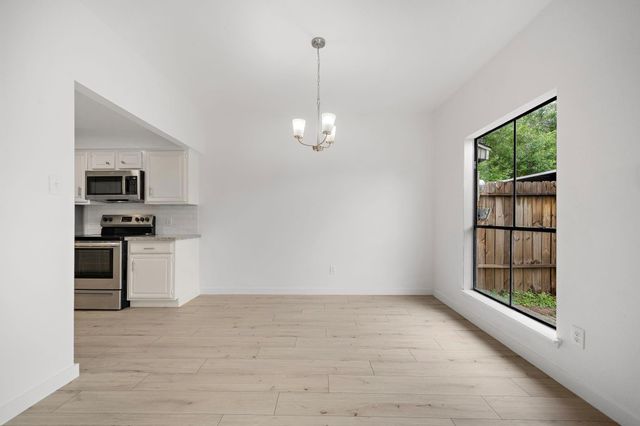 8433 Wednesbury Lane, Houston, TX 77074